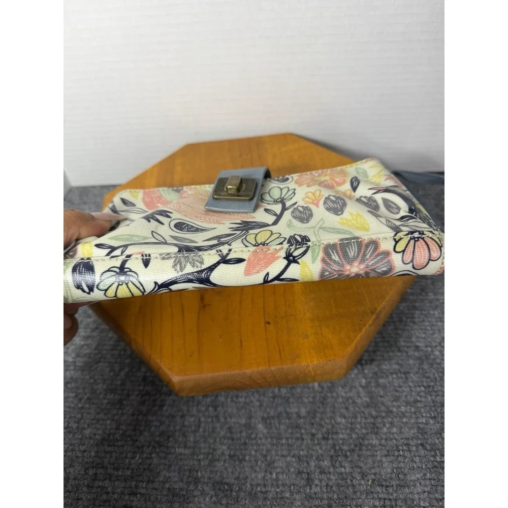 Sakroots Artisit‎ Circle Wallet Wristlet Multicolor Floral Bird Print-No Strap